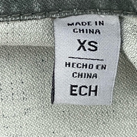 Levi’s & Strauss Camo Print Cargo Jacket - Size XS - Picture 8 of 10